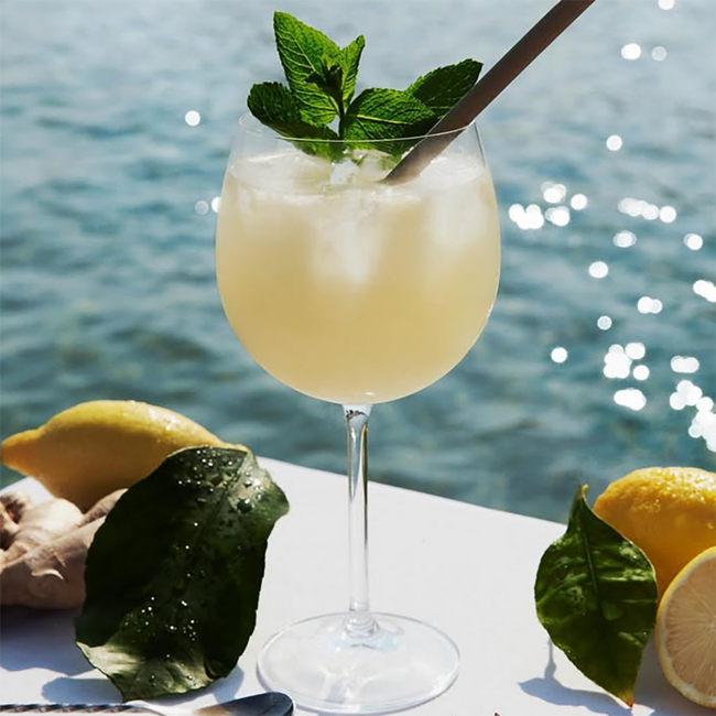 12/12 Pastis de Saint Tropez Set Petanque in Holzkiste  0.7 l 45 % vol