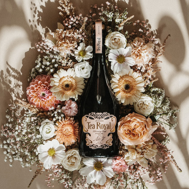 "R(l)oyal Sparkling Tea-Set"(alkoholfrei) 2x 0.75 l