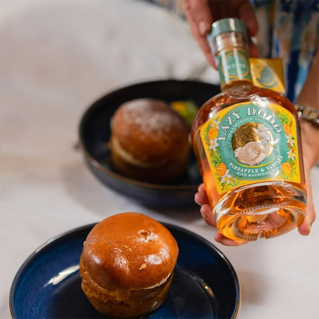 Lazy Dodo Pineapple & Vanilla with Mauritius Rum 0.7 l 35% vol