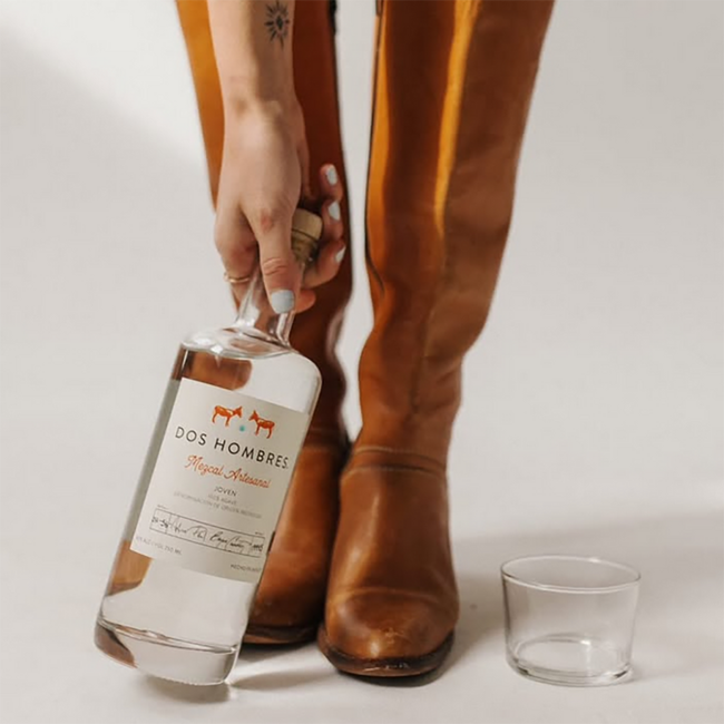 Dos Hombres Mezcal Artesanal Joven 0.70 l 42% vol