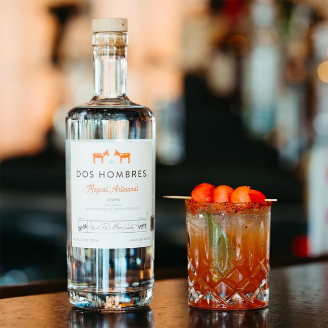 Dos Hombres Mezcal Artesanal Joven 0.70 l 42% vol