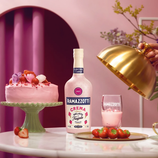 Ramazzotti Crema Gelato Fragola 0.7 l 17% vol