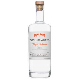 Dos Hombres Mezcal / Mexiko, Oaxaca, San Luis del Rio Dos Hombres Mezcal Artesanal Joven 0.70 l 42% vol Dos Hombres Mezcal / Mexiko, Oaxaca, San Luis del Rio Dos Hombres Mezcal Artesanal Joven 0.70 l 42% vol