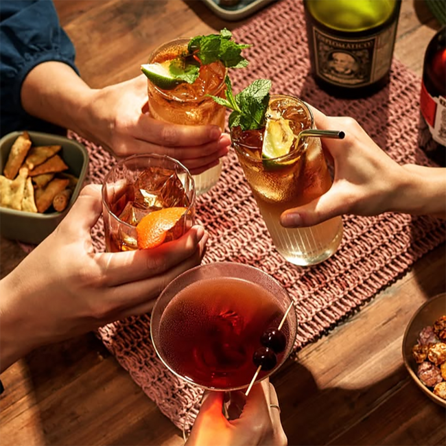 Selección de Familia Rum Set mit 2 Gläsern 0,7 l 43 % vol
