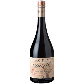 Montes / Chile, Colchagua Valley, Santa Cruz Wild Slopes CGM Outer Limits 2016 0,75 l