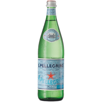 San Pellegrino / Italien, Bergamo San Pellegrino Mineralwasser Glas Einweg 0,75 l