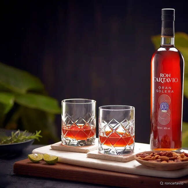 Ron Cartavio XO 18 Años Rum in Box 0,7 l 40 % vol