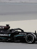 Minichamps Model car 1:43 Lewis Hamilton GP Bahrain 2021