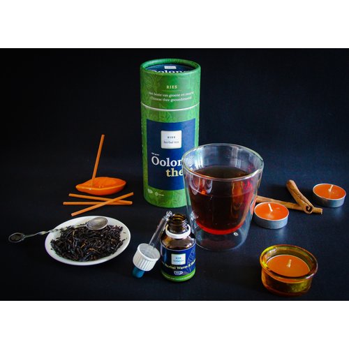 RIES Herbal Tea RIES Oolong Tea + Geurkaarsenset