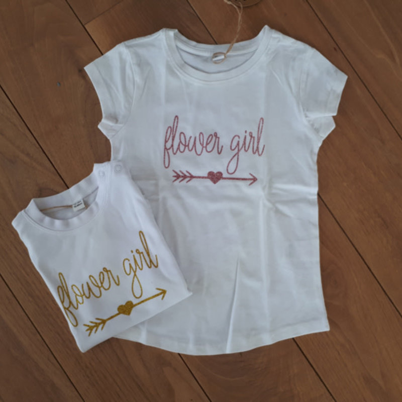 The Wedding & Party Shop Flower Girl ♡ T-Shirt