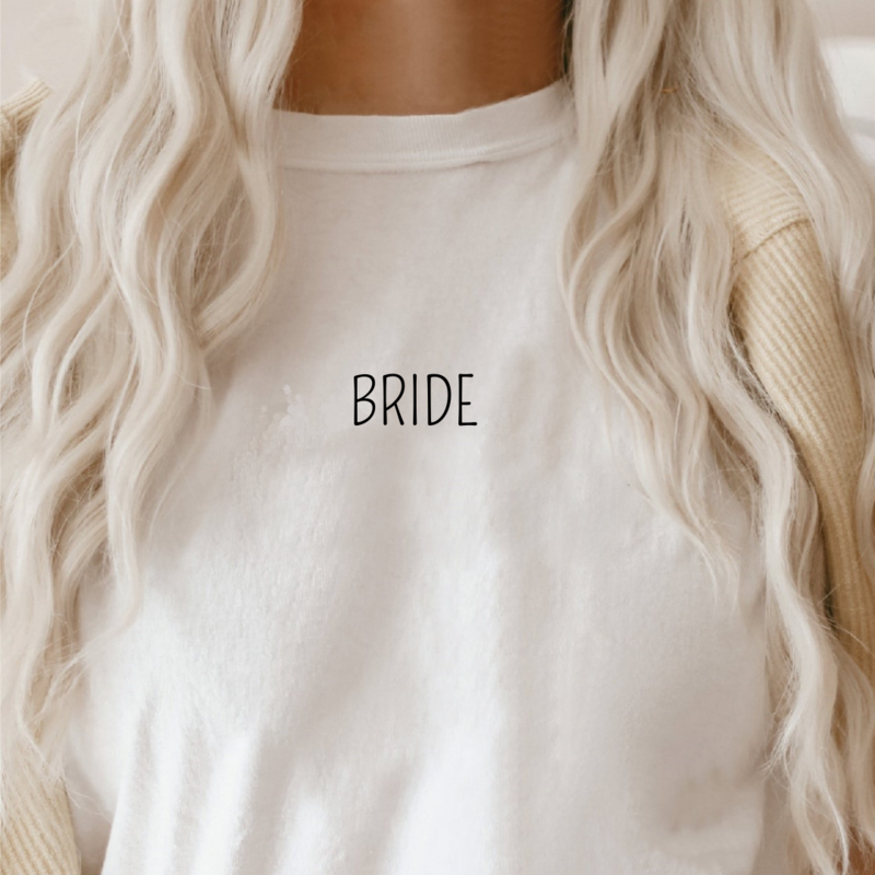 The Wedding & Party Shop Modern Bride | T-shirt