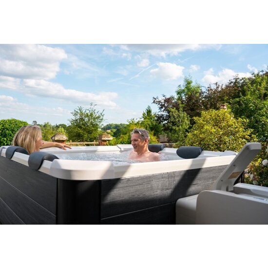 W'eau Mspa Frame model OSLO - 6 persoons