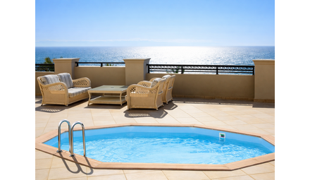 Interline Java zwembaden