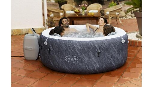 Opblaasbare spa voor 2 tot 4 personen kopen? Ontdek compacte jacuzzi’s voor thuis en in de tuin
