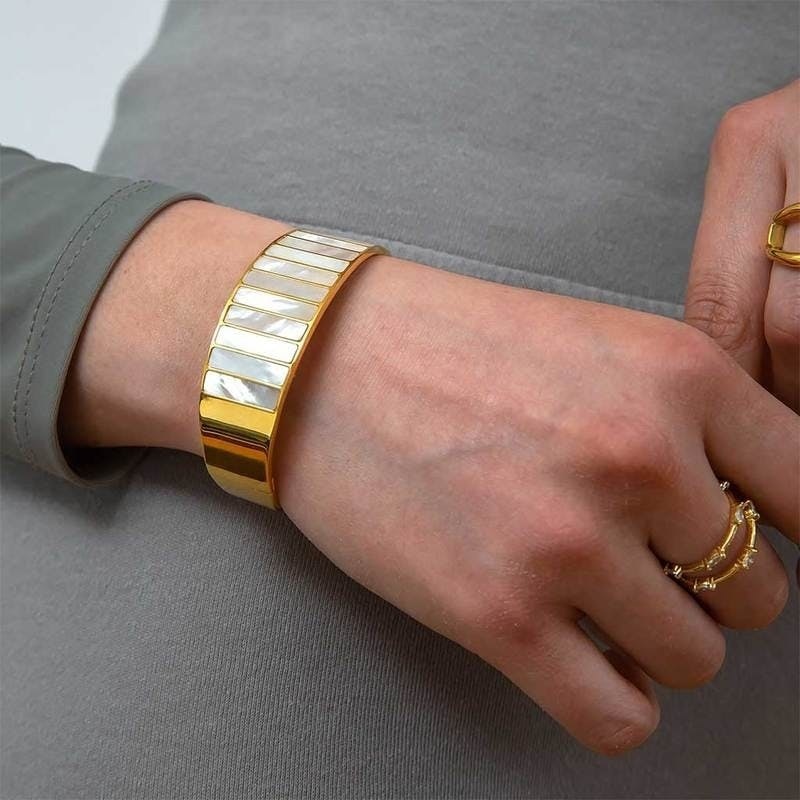 MARLICARA  LAURENA ARMREIF