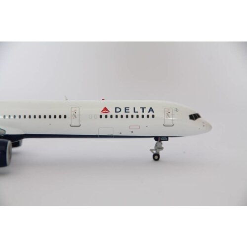 Gemini Jets 1:200 Delta Air Lines B757-300 Gemini Jets 1:200 Delta Air Lines B757-300