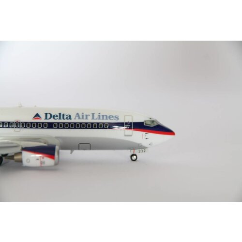 Herpa 1:200 Delta Air Lines B737-300