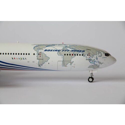 Inflight 1:200 Boeing House Color B777-300