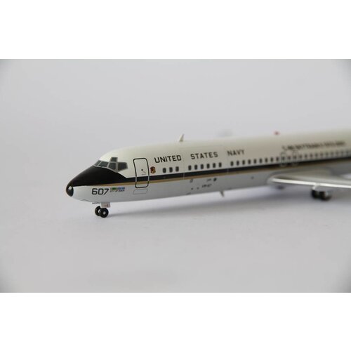 Inflight 1:200 US Navy C-9B DC-9-30