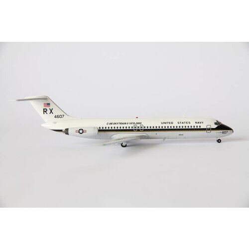 Inflight 1:200 US Navy C-9B DC-9-30