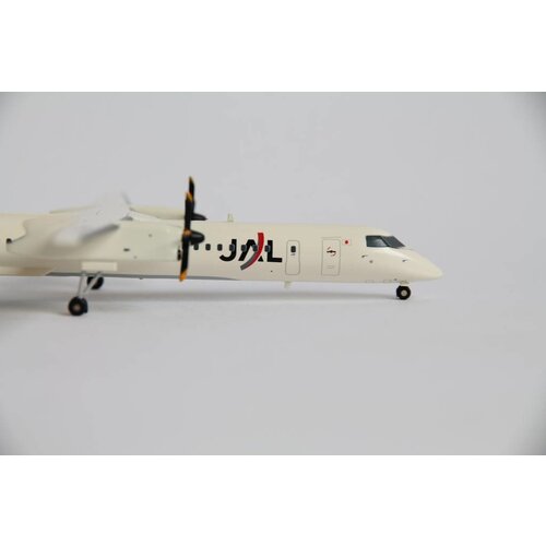 JC Wings 1:200 JAL Dash 8 Q-400