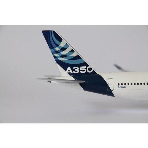 JC Wings 1:200 Airbus House Color A350-900
