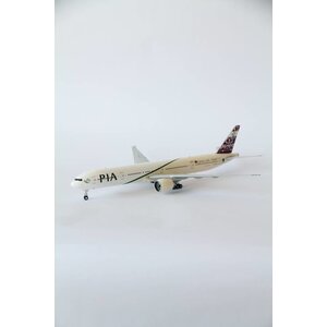 JC Wings 1:200 PIA "Garden of the Mughal" B777-300 JC Wings 1:200 PIA "Garden of the Mughal" B777-300