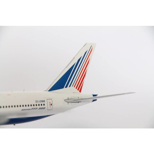 JC Wings 1:200 Transaero B777-300