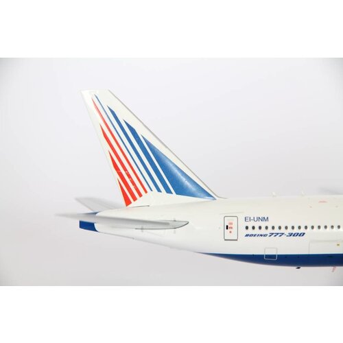 JC Wings 1:200 Transaero B777-300
