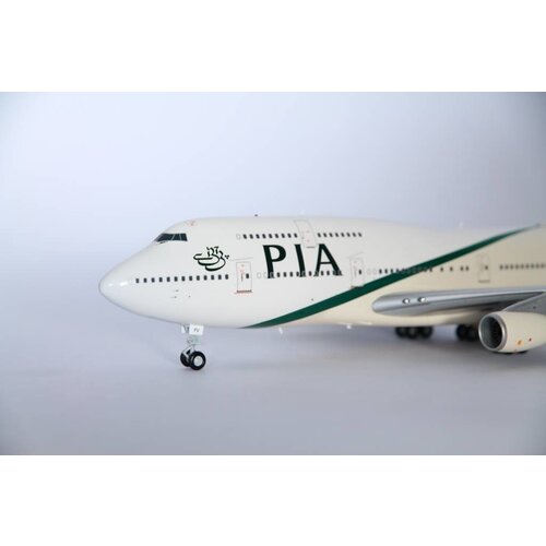 JC Wings 1:200 PIA B747-300