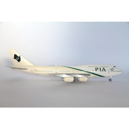 JC Wings 1:200 PIA B747-300