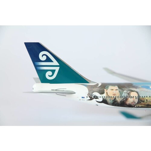 JC Wings 1:200 Air New Zealand "LOTR" B747-400