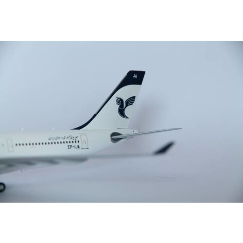 JC Wings 1:200 Iran Air A330-200
