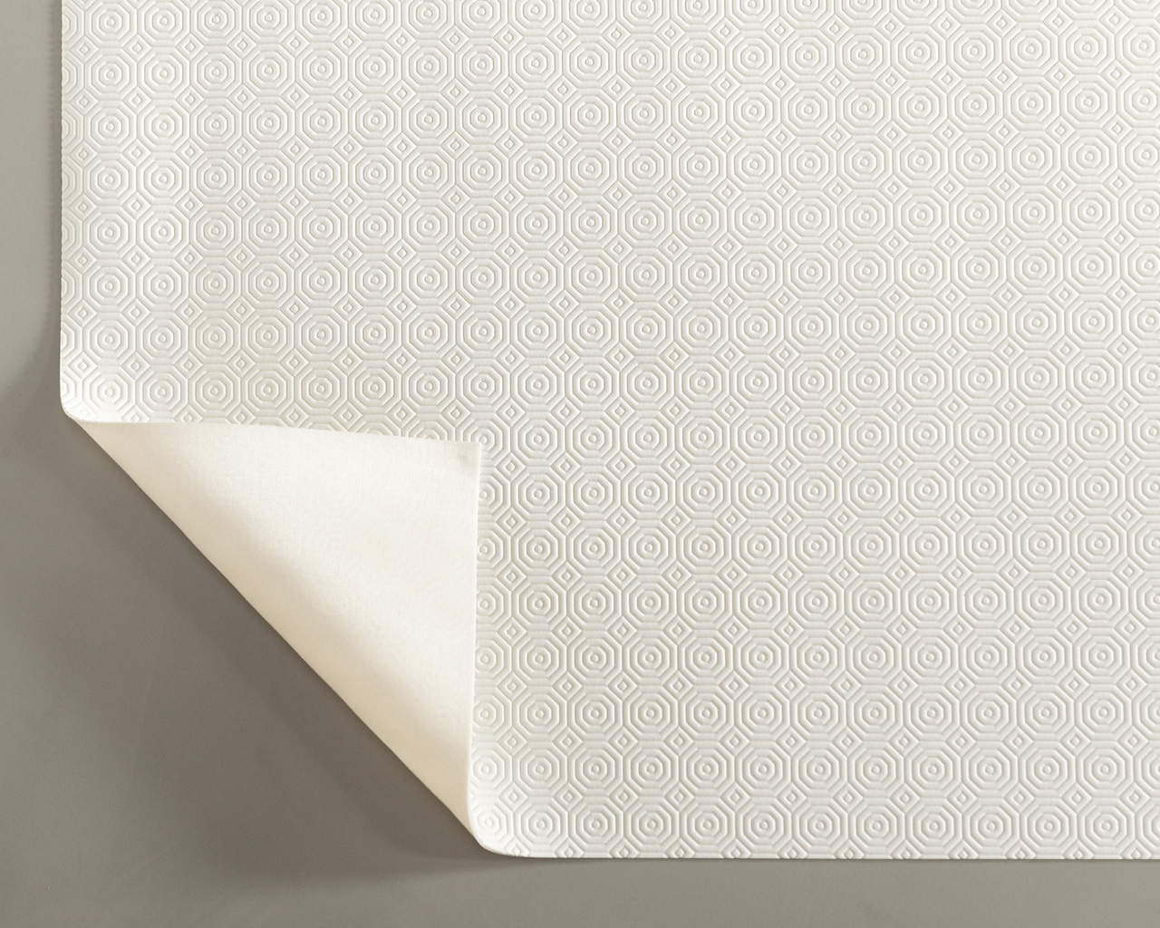 Custom made felt table protector