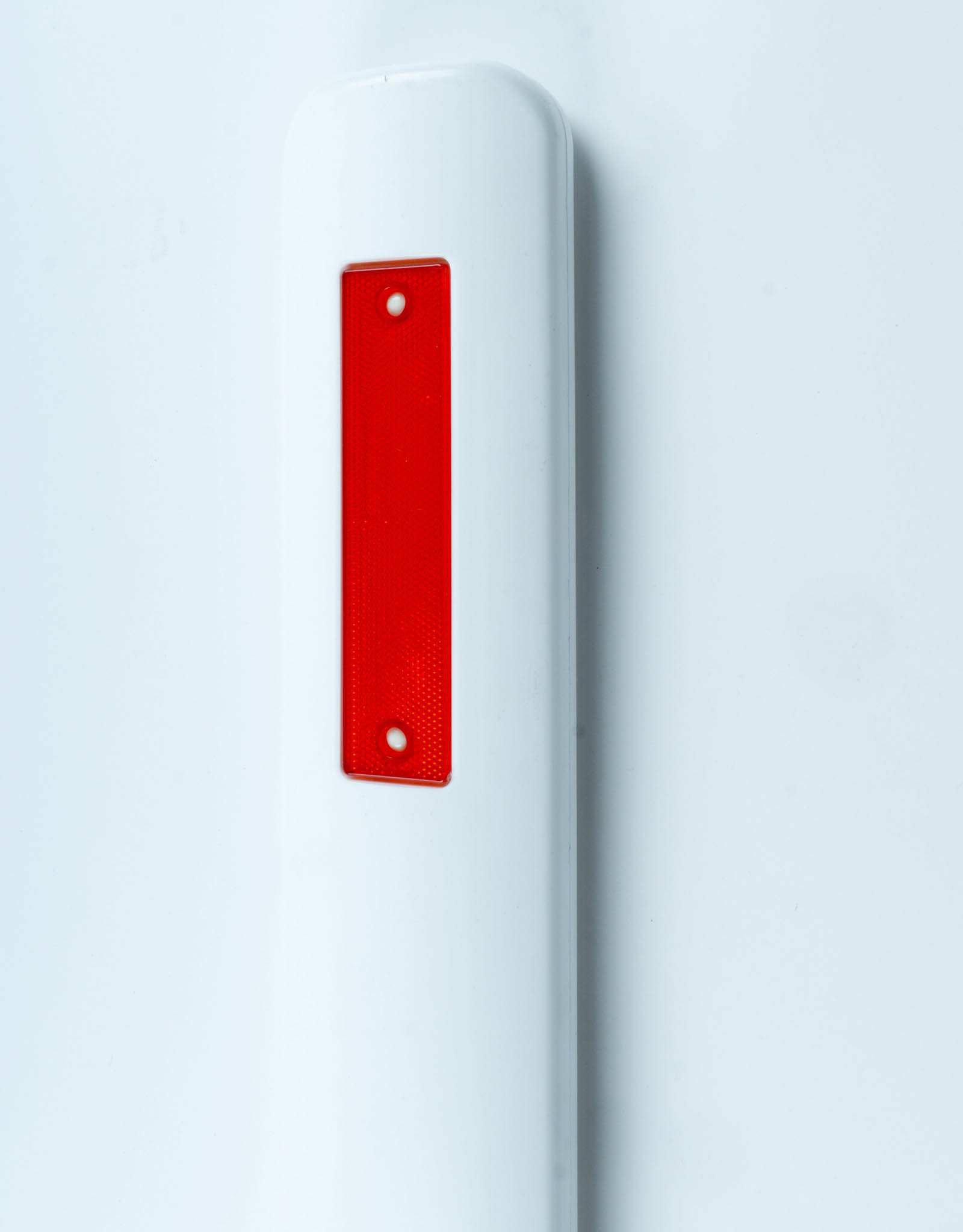 Verkeerswinkel | Harpoenpaal Wit, Bermpaal Wit met 2 reflectoren (rood/wit)
