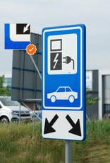 Verkeerswinkel | Oplaadpunt Verkeersbord Elektrisch Laden BW101Sp19 + Pijl/plek aanwijzing