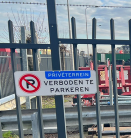 Verkeerswinkel | Bord priveterrein, verboden te parkeren