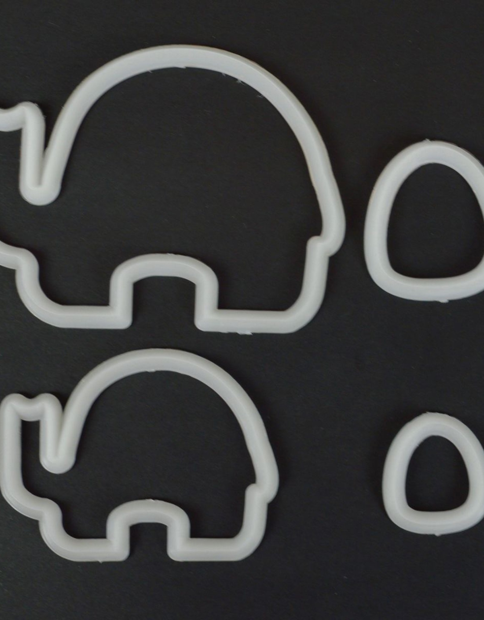 FMM FMM Mummy & Baby Elephant Cutter Set/4