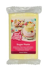 FunCakes FunCakes Rolfondant Pastel Yellow 250 g