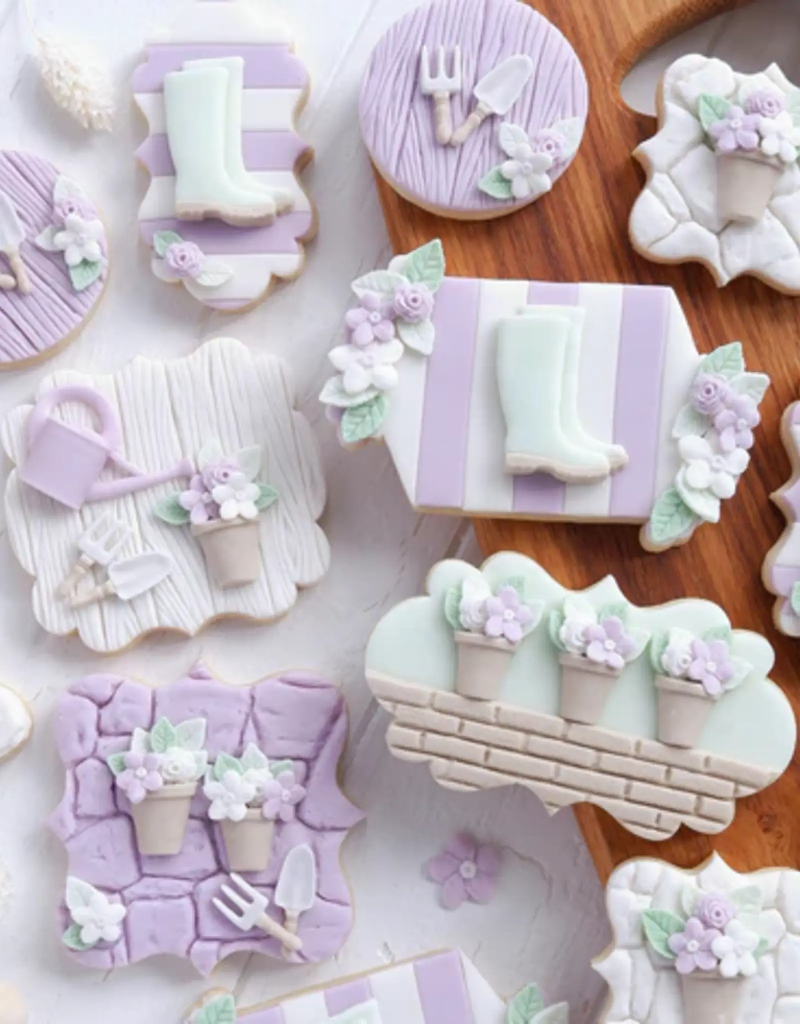 Katy Sue Designs Katy Sue Mould Garden Accessories