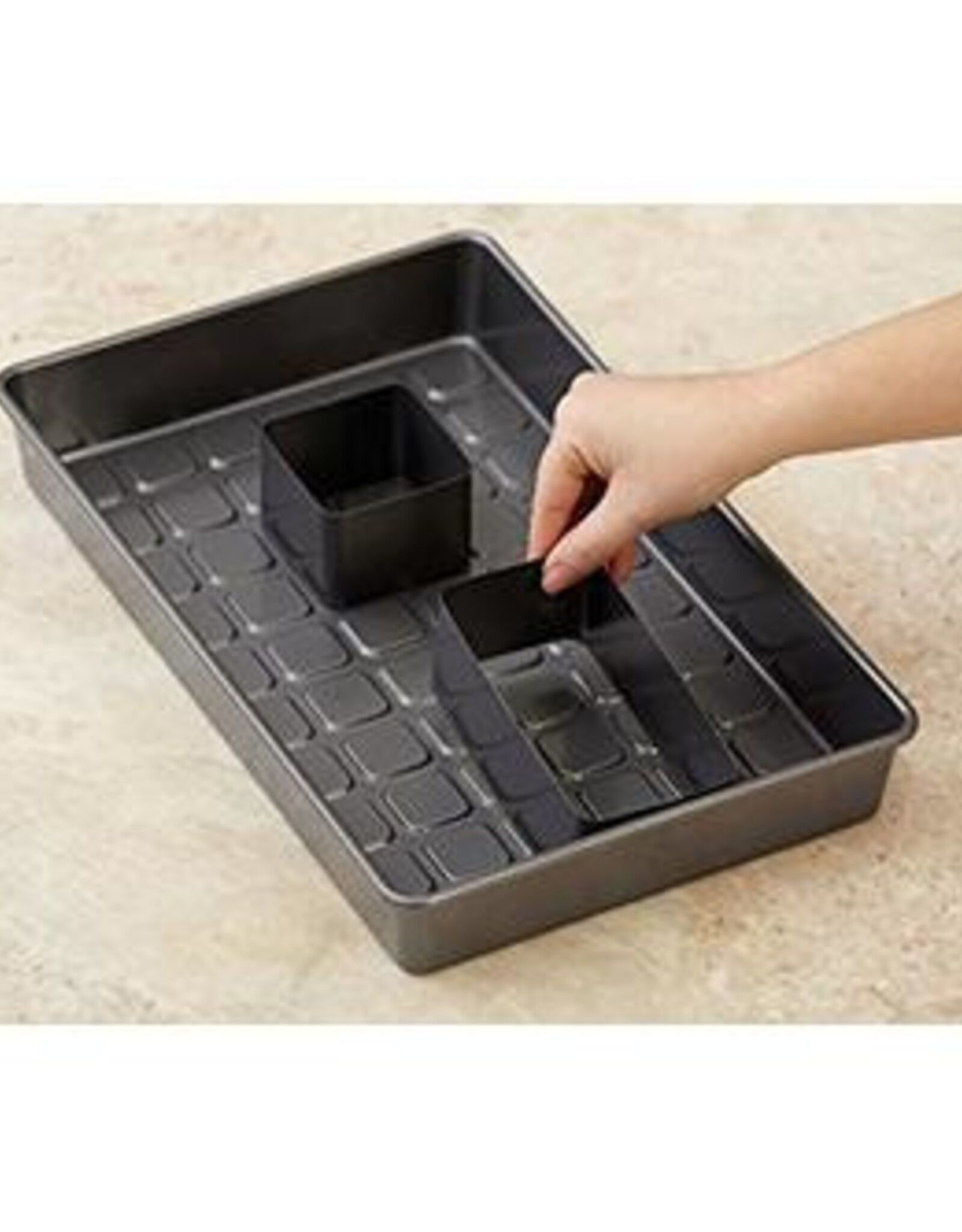Wilton Wilton Cake Pan Countless Celebrations