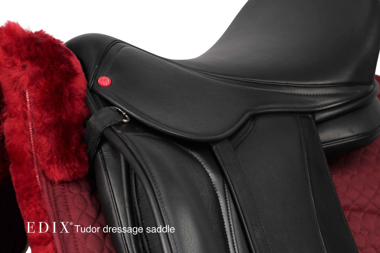 Edix Saddles Selle dressage Edix Tudor Noir S - 17 Edix Saddles Selle dressage Edix Tudor Noir S - 17