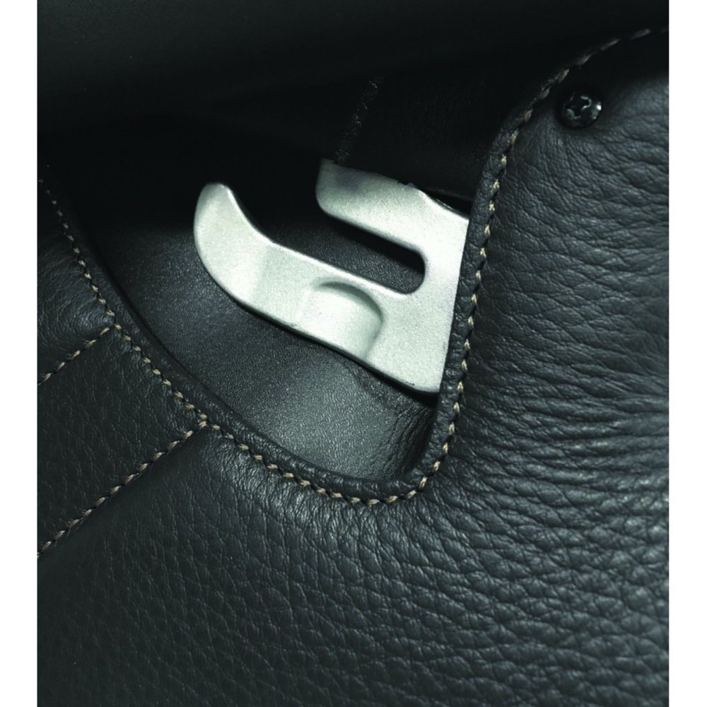 Bates Zadel Bates Elevation Deep Seat Dubbel leder Pony Classic Black Bates Zadel Bates Elevation Deep Seat Dubbel leder Pony Classic Black