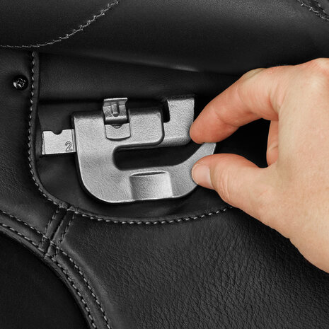 Bates Dressuurzadel Bates Isabell Icon Luxe Zwart