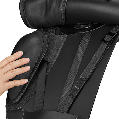 Bates Dressage saddle Bates Isabell Icon Black Bates Dressage saddle Bates Isabell Icon Black