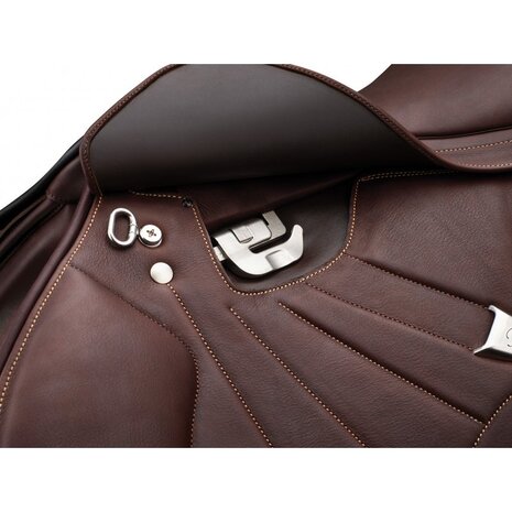 Bates Jump Saddle Bates Victrix Luxe Brown/Tan Bates Jump Saddle Bates Victrix Luxe Brown/Tan