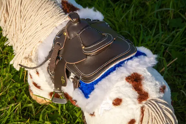 Crafty Ponies Crafty Ponies Westernpad blue incl. instruction booklet NL Crafty Ponies Crafty Ponies Westernpad blue incl. instruction booklet NL