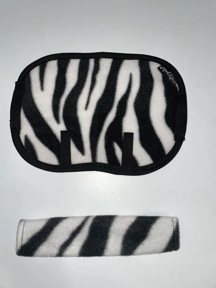 Crafty Ponies Crafty Pony Saddle cloth and girth sleeve incl. instruction booklet NL Crafty Ponies Crafty Pony Saddle cloth and girth sleeve incl. instruction booklet NL