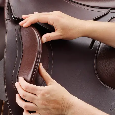Bates Saddle Bates Versa Classic Brown Bates Saddle Bates Versa Classic Brown