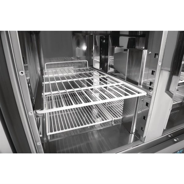 Koelwerkbank | 368L | 3 Deuren (1/1 GN) | +2°C/+5°C | Geventileerd | 0.24kW | Natuursteen Werkblad | 1370x700x880(h)mm